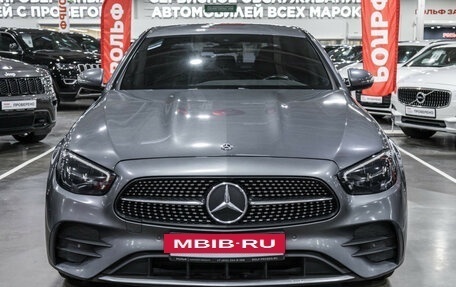 Mercedes-Benz E-Класс, 2020 год, 3 599 000 рублей, 4 фотография
