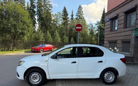 Renault Logan II, 2017 год, 290 000 рублей, 4 фотография