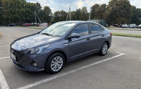 Hyundai Accent IV, 2023 год, 1 800 000 рублей, 3 фотография