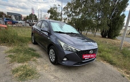 Hyundai Accent IV, 2023 год, 1 800 000 рублей, 15 фотография