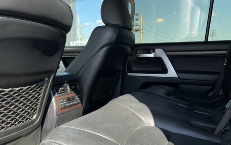 Toyota Land Cruiser 200, 2019 год, 5 450 000 рублей, 23 фотография