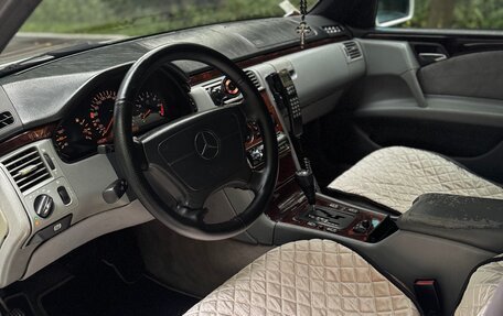 Mercedes-Benz E-Класс, 1998 год, 600 000 рублей, 5 фотография