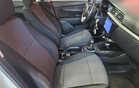 KIA Rio IV, 2019 год, 1 625 000 рублей, 12 фотография