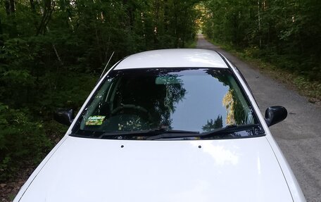 Mazda Familia Y11, 1999 год, 248 000 рублей, 3 фотография