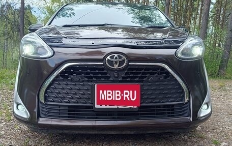 Toyota Sienta II, 2020 год, 1 490 000 рублей, 2 фотография
