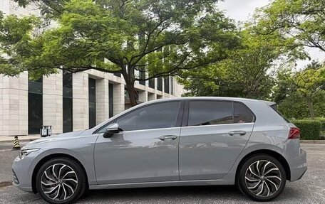 Volkswagen Golf VIII, 2021 год, 1 560 000 рублей, 8 фотография