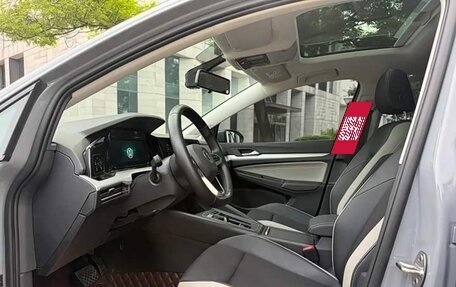 Volkswagen Golf VIII, 2021 год, 1 560 000 рублей, 10 фотография