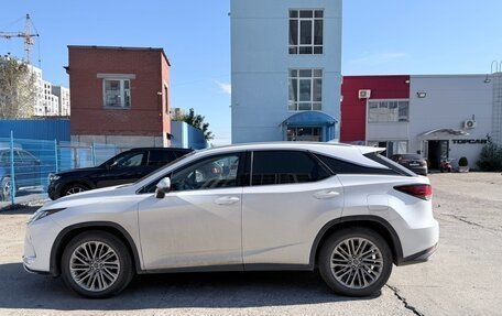 Lexus RX IV рестайлинг, 2020 год, 4 100 000 рублей, 10 фотография