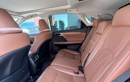 Lexus RX IV рестайлинг, 2020 год, 4 100 000 рублей, 28 фотография