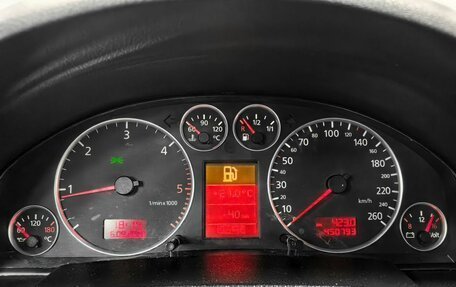 Audi A6, 2002 год, 550 000 рублей, 18 фотография