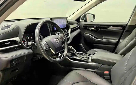 Toyota Highlander, 2022 год, 5 472 550 рублей, 16 фотография