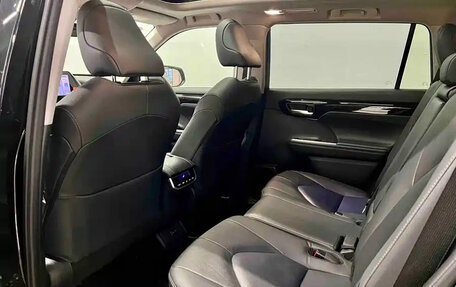 Toyota Highlander, 2022 год, 5 472 550 рублей, 33 фотография