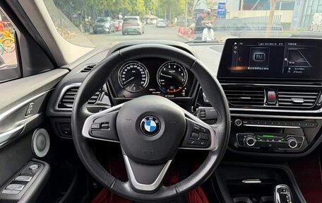 BMW 1 серия, 2022 год, 1 490 000 рублей, 6 фотография