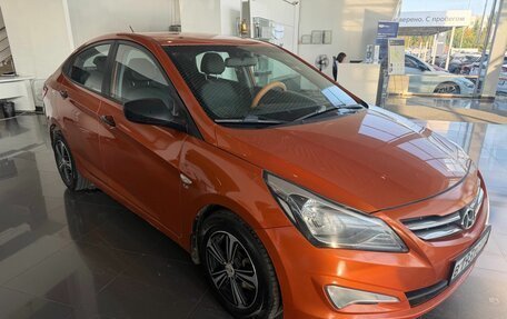 Hyundai Solaris II рестайлинг, 2015 год, 779 000 рублей, 3 фотография