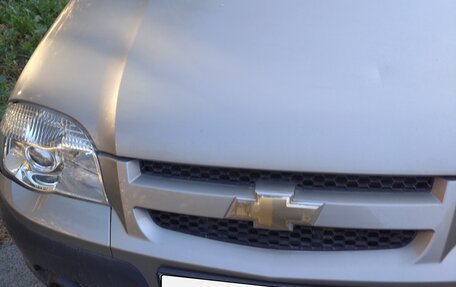 Chevrolet Niva I рестайлинг, 2011 год, 460 000 рублей, 2 фотография