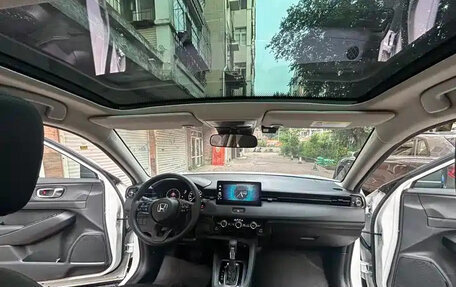 Honda Vezel, 2023 год, 1 542 000 рублей, 6 фотография