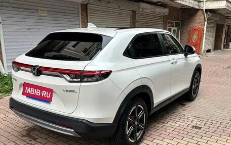 Honda Vezel, 2023 год, 1 542 000 рублей, 4 фотография