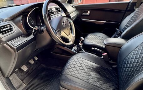 KIA Rio III рестайлинг, 2016 год, 990 000 рублей, 16 фотография