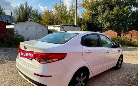 KIA Rio III рестайлинг, 2016 год, 990 000 рублей, 5 фотография