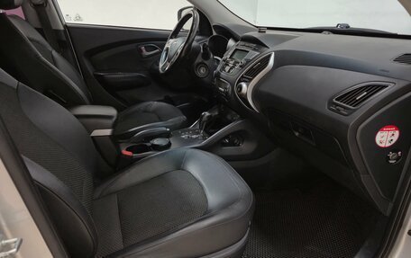 Hyundai ix35 I рестайлинг, 2011 год, 1 150 000 рублей, 16 фотография
