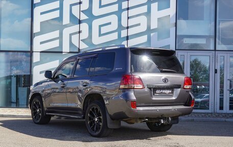 Toyota Land Cruiser 200, 2011 год, 3 490 000 рублей, 3 фотография