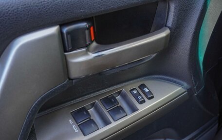 Toyota Land Cruiser 200, 2011 год, 3 490 000 рублей, 27 фотография