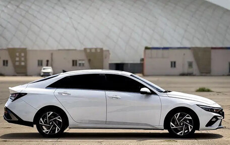 Hyundai Elantra, 2023 год, 1 510 000 рублей, 4 фотография