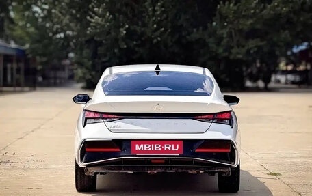 Hyundai Elantra, 2023 год, 1 510 000 рублей, 6 фотография