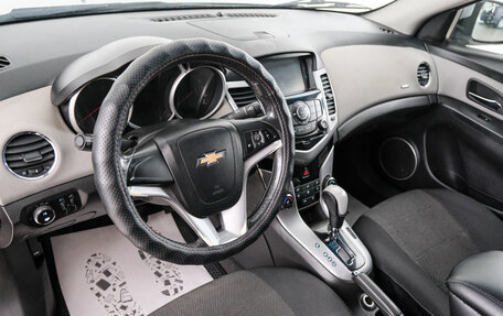 Chevrolet Cruze II, 2011 год, 749 000 рублей, 9 фотография