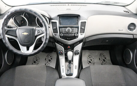 Chevrolet Cruze II, 2011 год, 749 000 рублей, 11 фотография