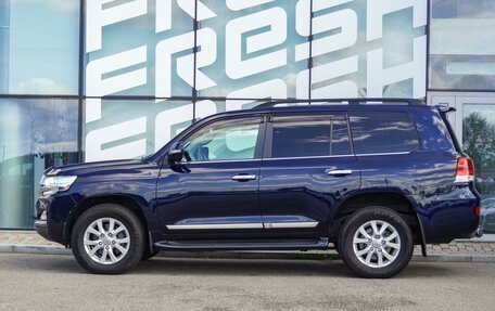 Toyota Land Cruiser 200, 2017 год, 5 670 000 рублей, 6 фотография