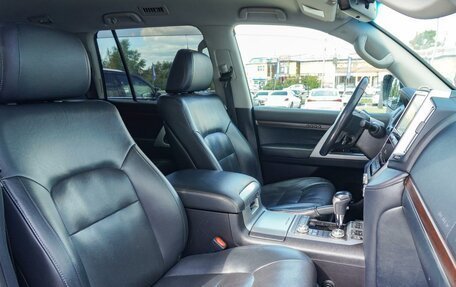 Toyota Land Cruiser 200, 2017 год, 5 670 000 рублей, 11 фотография