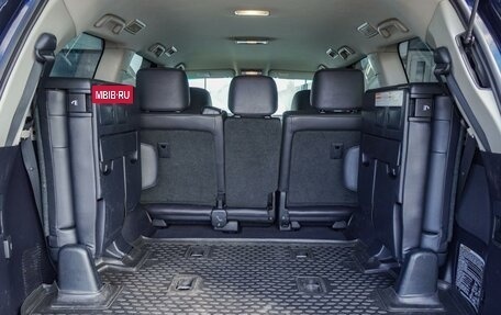 Toyota Land Cruiser 200, 2017 год, 5 670 000 рублей, 25 фотография