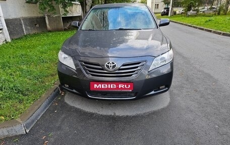 Toyota Camry, 2007 год, 670 000 рублей, 1 фотография