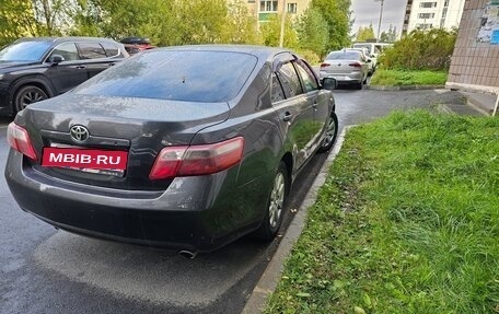 Toyota Camry, 2007 год, 670 000 рублей, 3 фотография
