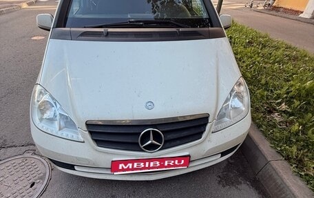 Mercedes-Benz A-Класс, 2011 год, 500 000 рублей, 1 фотография