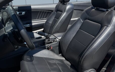 Ford Mustang VI рестайлинг, 2021 год, 3 700 000 рублей, 8 фотография