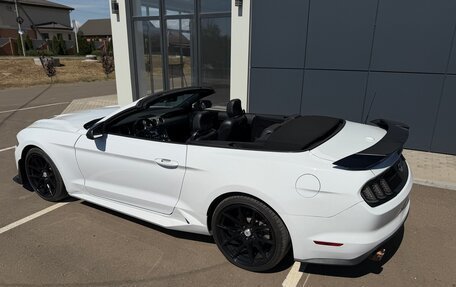 Ford Mustang VI рестайлинг, 2021 год, 3 700 000 рублей, 6 фотография