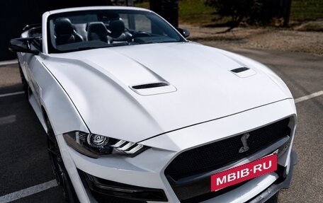 Ford Mustang VI рестайлинг, 2021 год, 3 700 000 рублей, 3 фотография