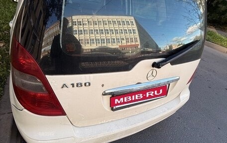 Mercedes-Benz A-Класс, 2011 год, 500 000 рублей, 4 фотография