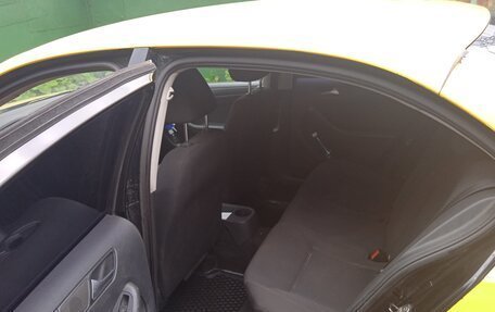 Volkswagen Jetta VI, 2013 год, 570 000 рублей, 3 фотография