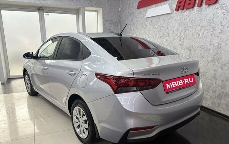 Hyundai Solaris II рестайлинг, 2018 год, 1 399 000 рублей, 3 фотография