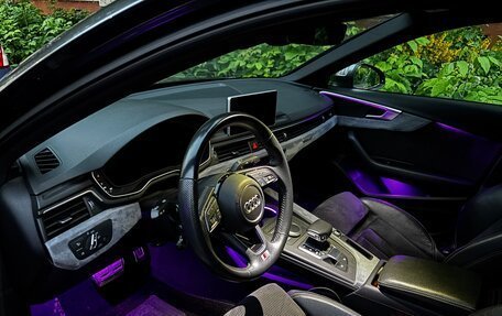 Audi A4, 2018 год, 3 000 000 рублей, 24 фотография