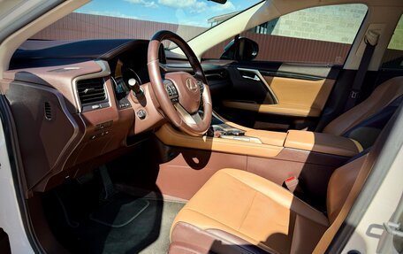 Lexus RX IV рестайлинг, 2018 год, 3 498 000 рублей, 11 фотография