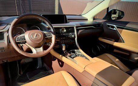 Lexus RX IV рестайлинг, 2018 год, 3 498 000 рублей, 13 фотография