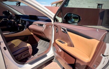 Lexus RX IV рестайлинг, 2018 год, 3 498 000 рублей, 15 фотография