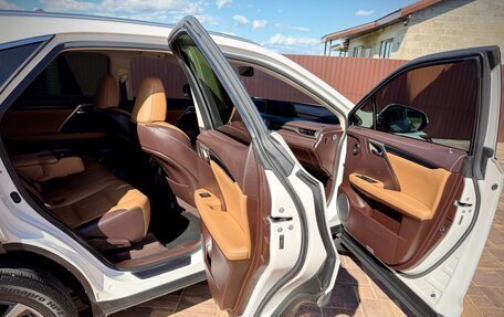 Lexus RX IV рестайлинг, 2018 год, 3 498 000 рублей, 17 фотография