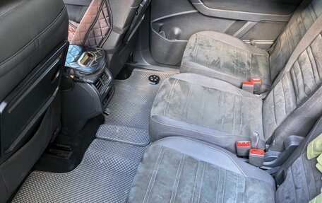 Volkswagen Touran III, 2015 год, 1 600 000 рублей, 16 фотография