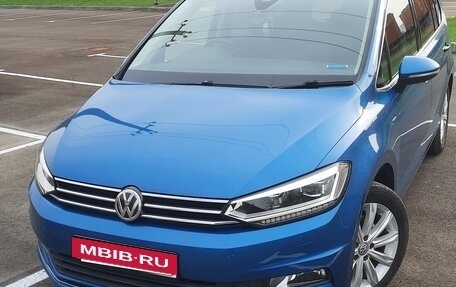 Volkswagen Touran III, 2015 год, 1 600 000 рублей, 5 фотография