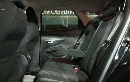 Peugeot 3008 II, 2018 год, 1 790 000 рублей, 8 фотография